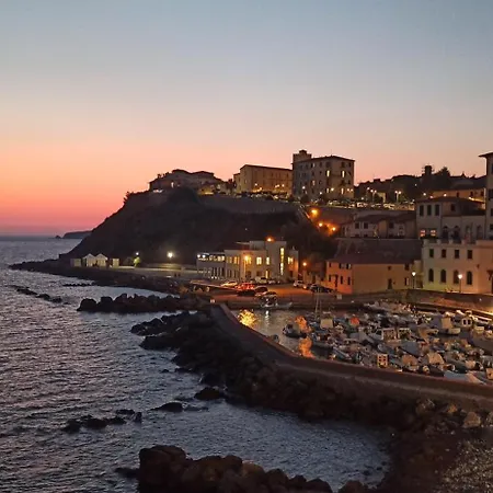 Family House Apartment Piombino